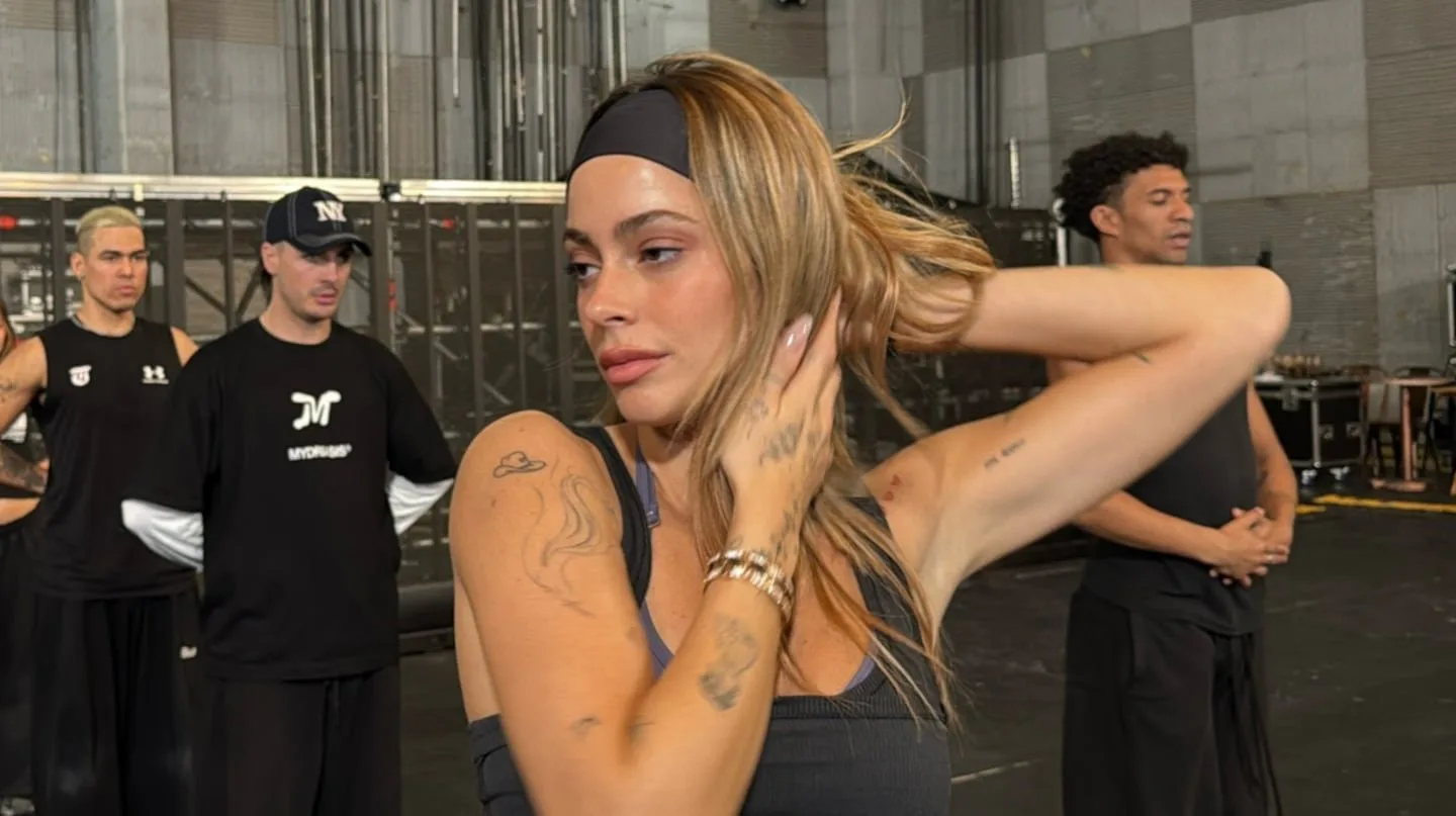 En medio de la polémica familiar, Tini tomó una llamativa decisión en pleno show