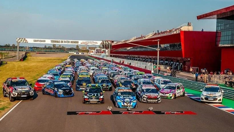 Una verdadera multitud: más de 100 autos correrán en Termas de Río Hondo