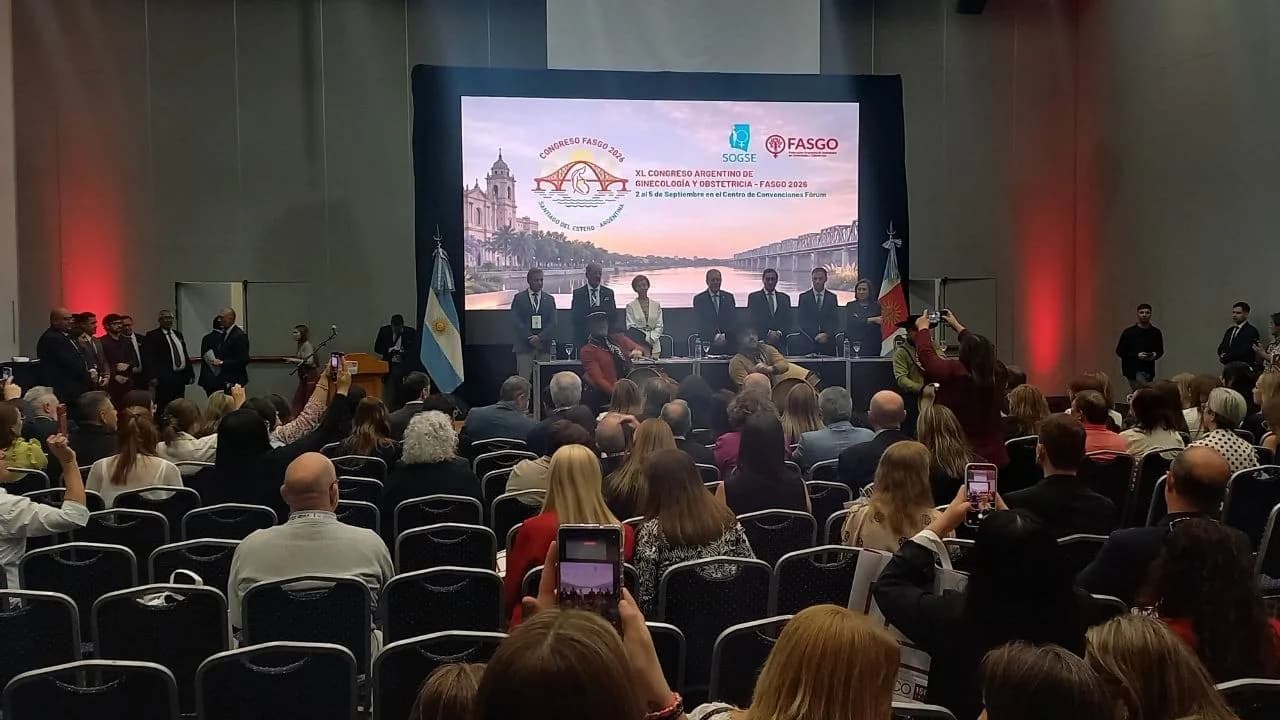 Elías Suárez encabezó la apertura del 40° Congreso Nacional e Internacional de FASGO