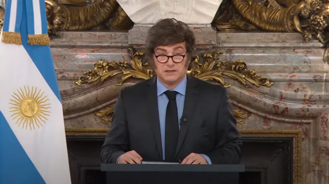 Javier Milei encabeza una cadena nacional por las Islas Malvinas junto a todo su Gabinete