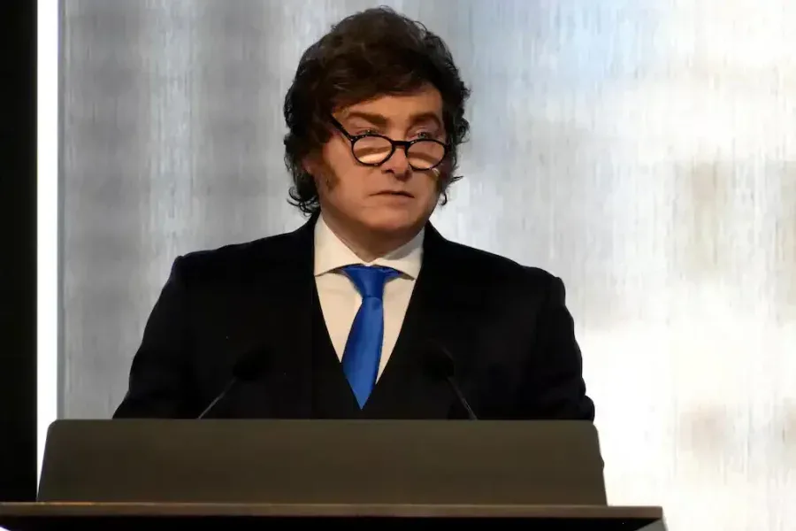 Golpe para la gestión de Milei: la imagen negativa del Presidente alcanzó el 55,7%
