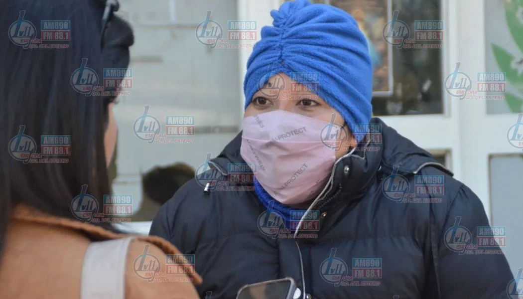 Trabaja hace 12 años para el Municipio de La Banda, cobra $100.000 y atraviesa un tratamiento oncológico
