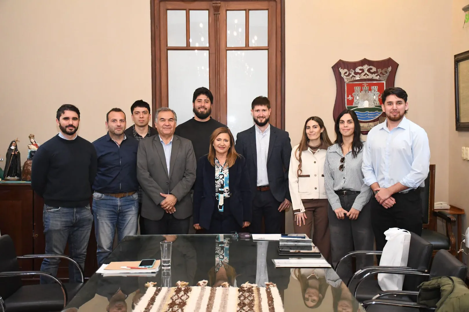 La intendente Norma Fuentes mantuvo una reunión de trabajo con la Comisión de Jóvenes Arquitectos del CASE