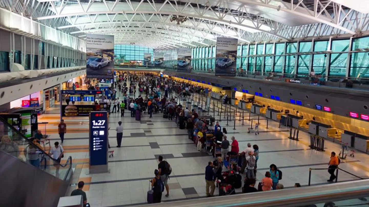 Las importaciones por courier crecieron un 161 por ciento en agosto y Ezeiza sumará una nueva terminal