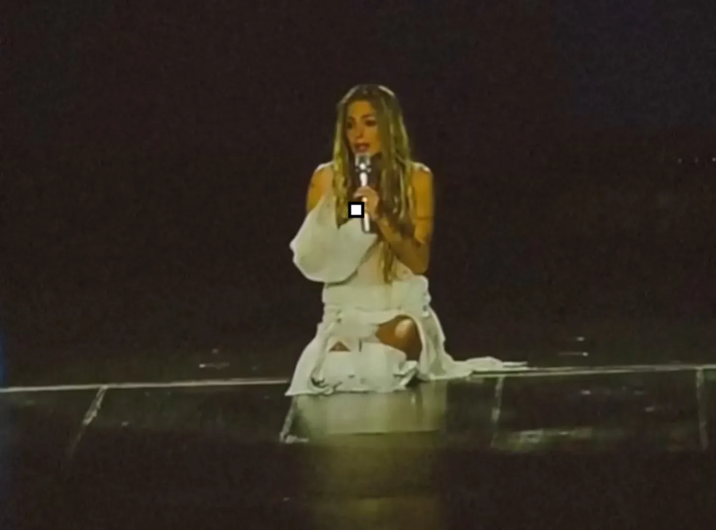 Tini Stoessel habló sobre su salud mental y su situación familiar durante un show en Costa Rica