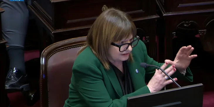 Patricia Bullrich pidió que la reducción impositiva se extienda a todas las empresas y planteó dudas sobre la velocidad de la recuperación