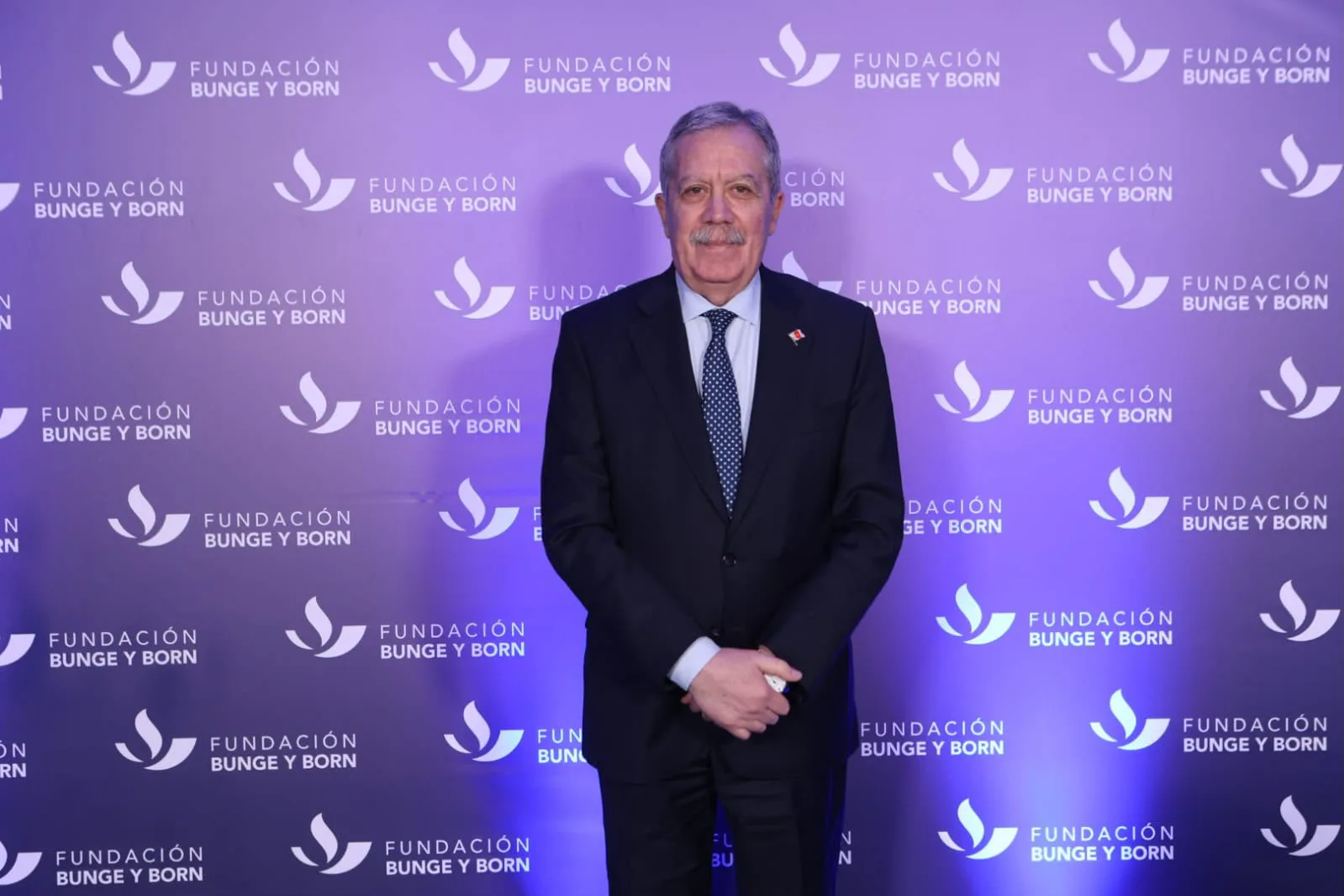 El gobernador Elías Suárez participó de la entrega de los Premios Fundación Bunge y Born 2026 a la Química