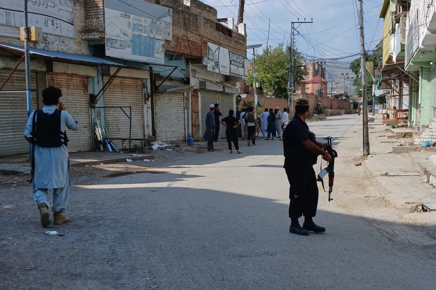 Atentado en una mezquita en Pakistán: hay al menos 16 muertos
