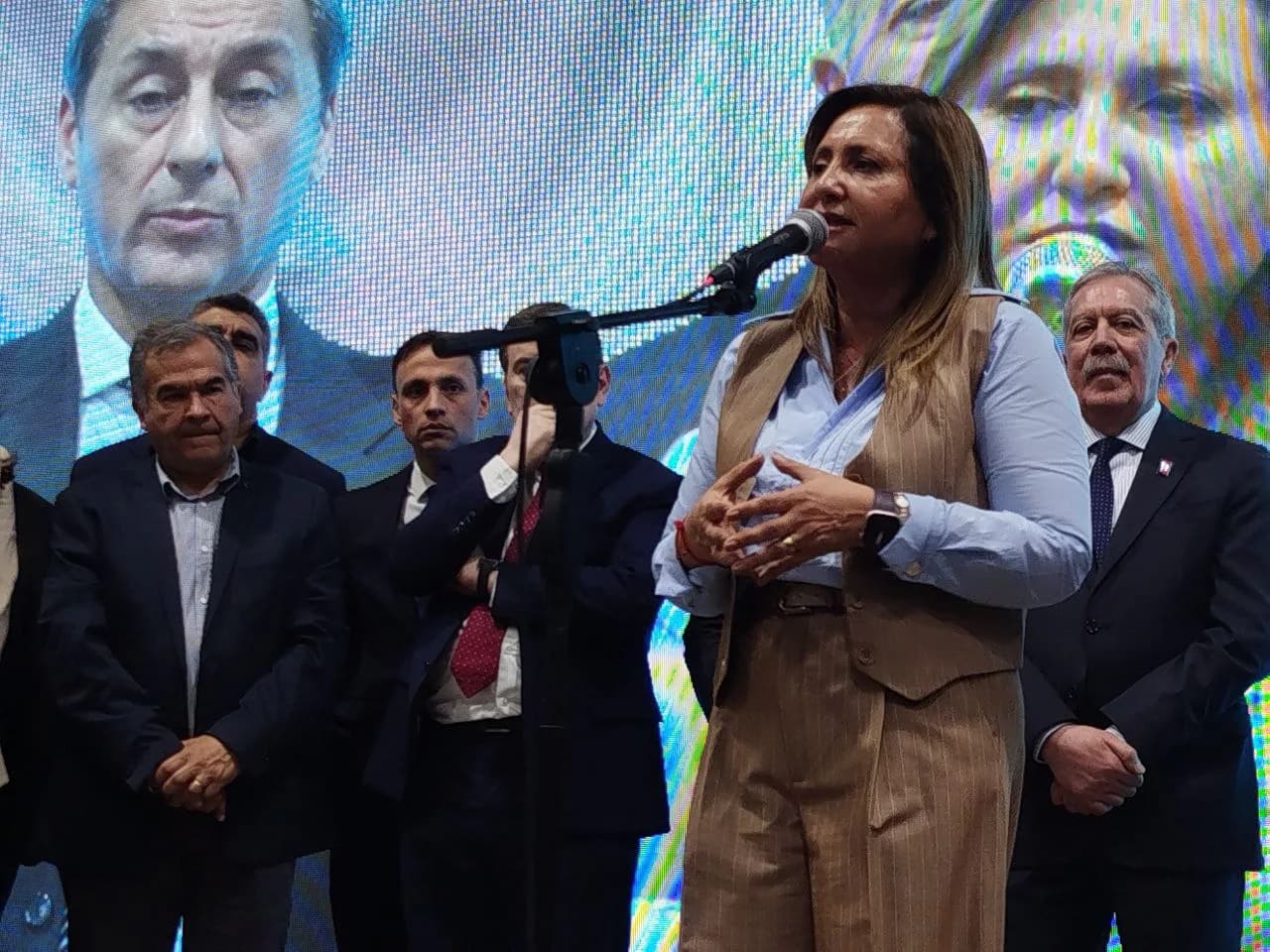 Norma Fuentes: “Lo que hay que atesorar siempre es lo que ustedes han entregado a la comunidad”