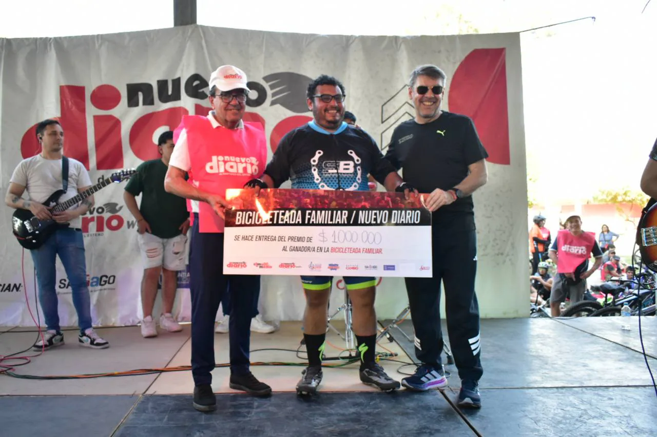 Gabriel Esteban Luna se adjudicó otro de los premios de un millón de pesos en La Gran Bicicleteada Familiar