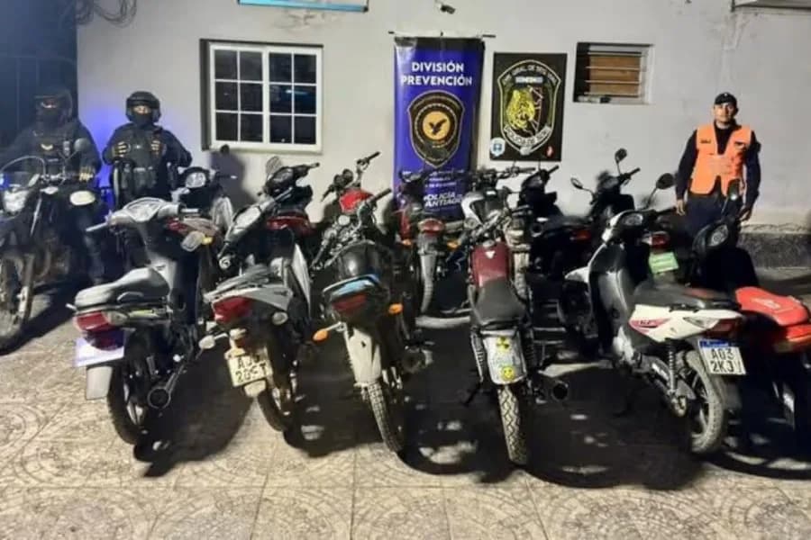 Secuestraron 11 motocicletas en Las Termas tras un operativo de control vehicular durante la madrugada