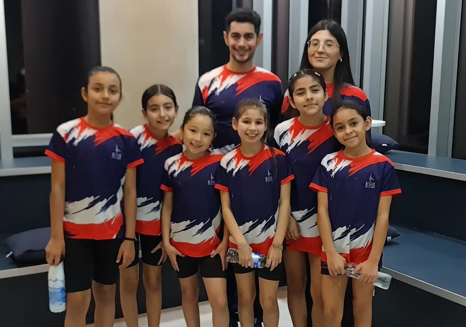 Sueños en conjunto: la escuela de gimnasia Braves pasó por Radio LV11 y palpitó el Nacional en Misiones