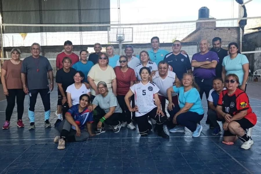 Añatuya fue sede de la primera Clínica de Newcom en las instalaciones del Club Colegial