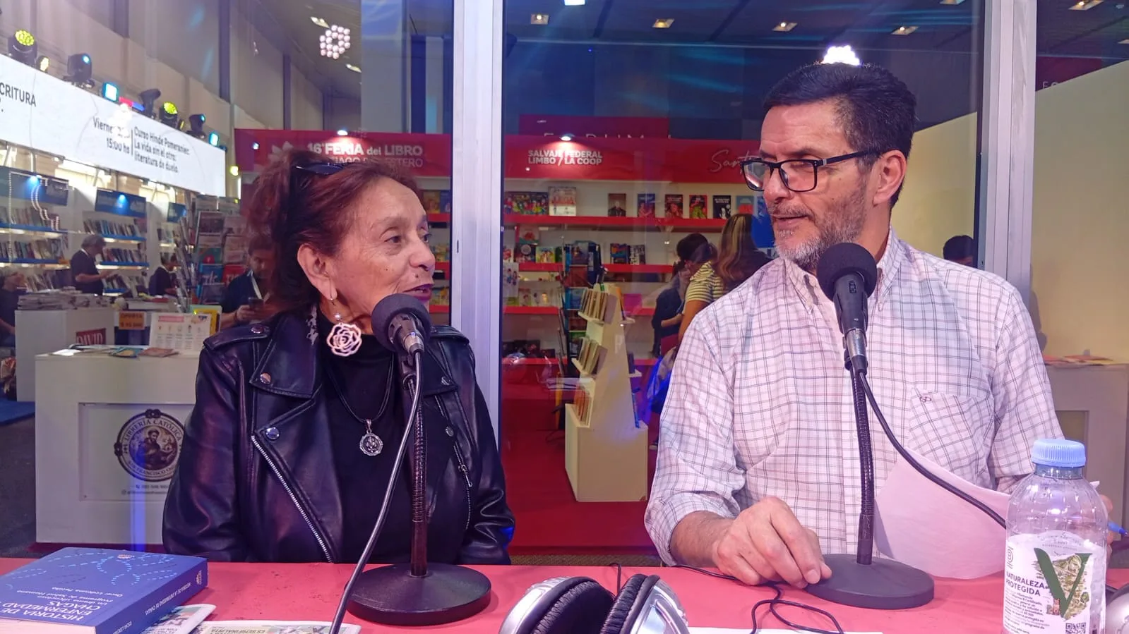 Melcy Ocampo pasó por LV11 y abrió el enorme archivo cultural de la Biblioteca 9 de Julio