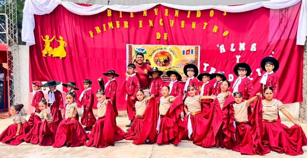 Las Delicias vivió una verdadera fiesta del folklore con ocho academias de la región