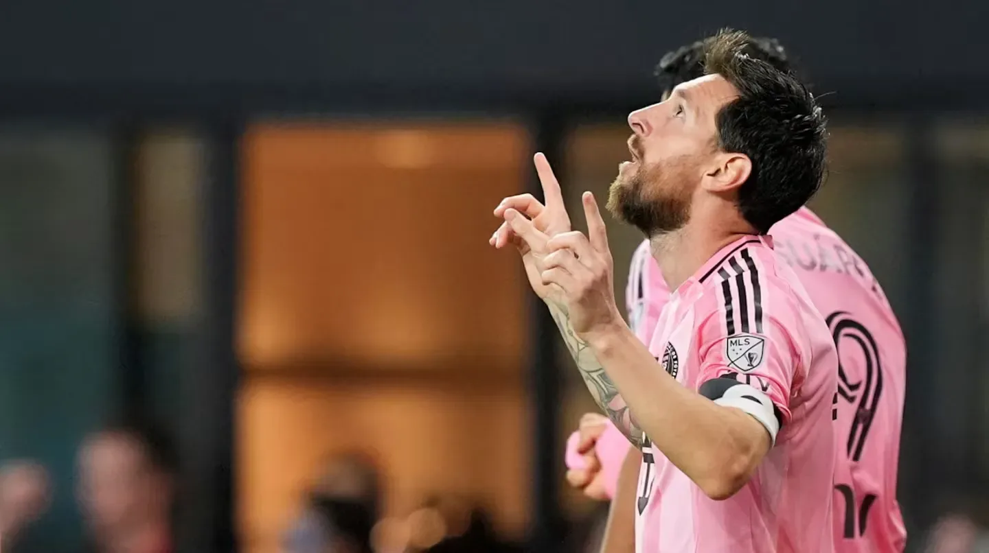 Lionel Messi brilló con un doblete en la goleada de Inter Miami tras su despedida de la Selección argentina