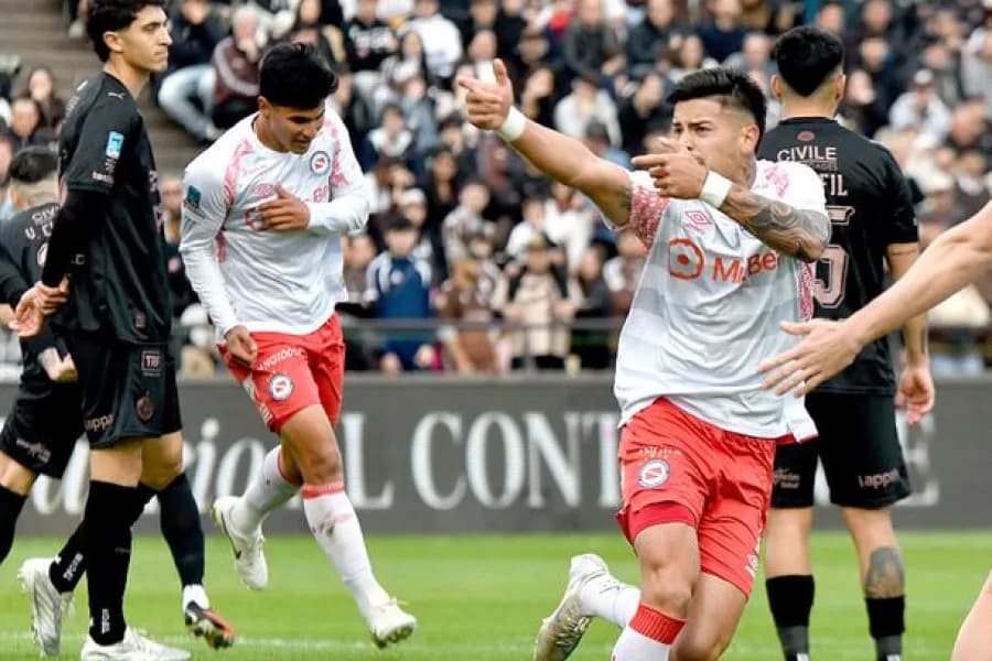 Argentinos Juniors dejó escapar la victoria ante Platense y comparte el liderazgo del Clausura con Rosario Central