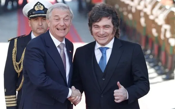 En plena tensión por Malvinas, Chile negocia una alianza naval con una empresa británica