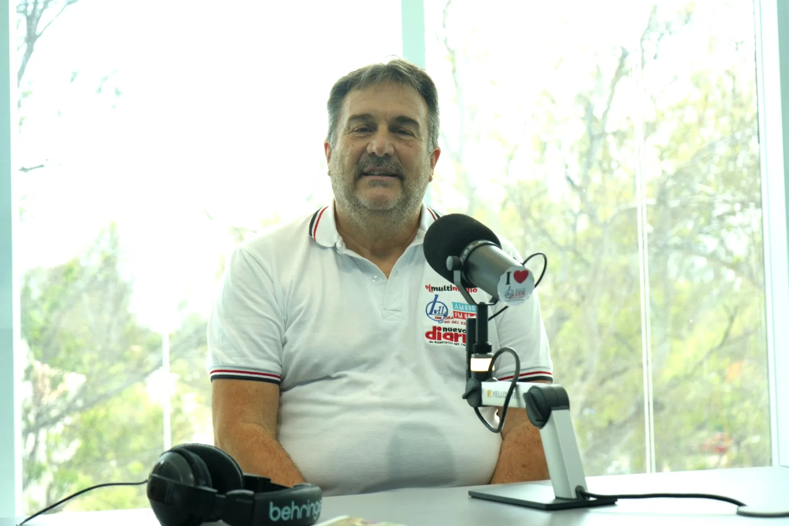 Darío Santos cumplió su palabra: el corresponsal del Mundial 2026 visitó la casa de LV11
