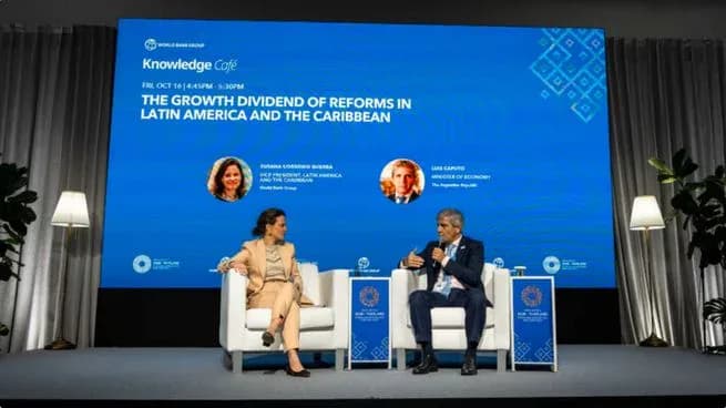 Luis Caputo defendió el programa económico en Tailandia y destacó las inversiones aprobadas bajo el RIGI