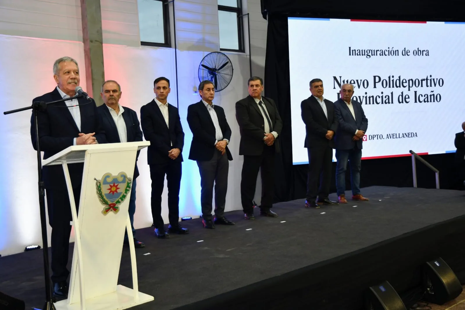 El gobernador Elías Suárez inauguró el polideportivo de Icaño con una amplia oferta deportiva y comunitaria