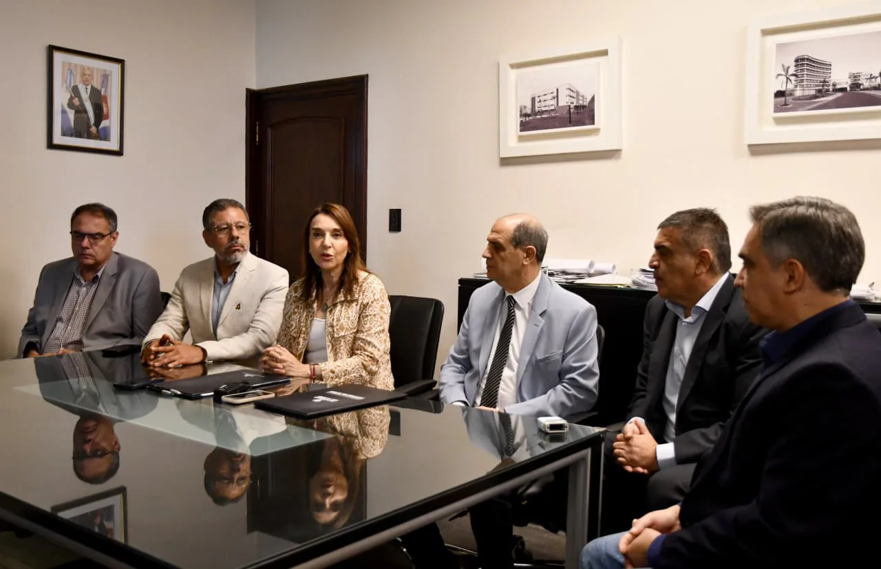 Educación y Obras Públicas se unen para desarrollar nuevos prototipos de escuelas en la provincia