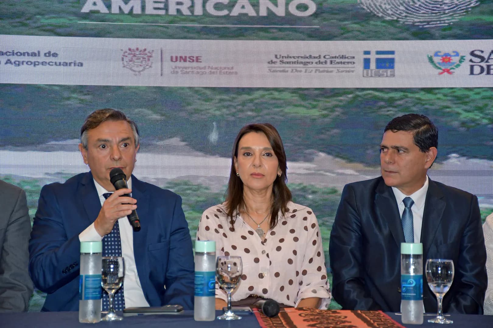 Comenzó el Congreso de Ciencia y Tecnología para el Gran Chaco Americano en Santiago del Estero