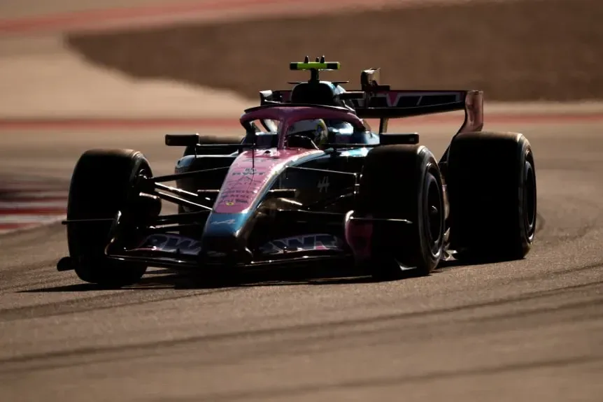 Franco Colapinto finalizó 15° en la clasificación del GP de Estados Unidos pero largará desde la última fila por penalización