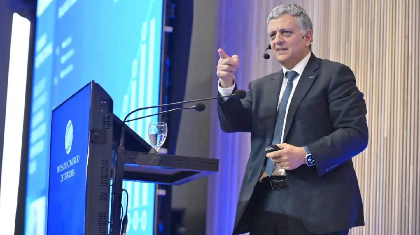 YPF confirmó un récord histórico de ganancias y proyecta inversiones por US$30.000 millones para exportar GNL