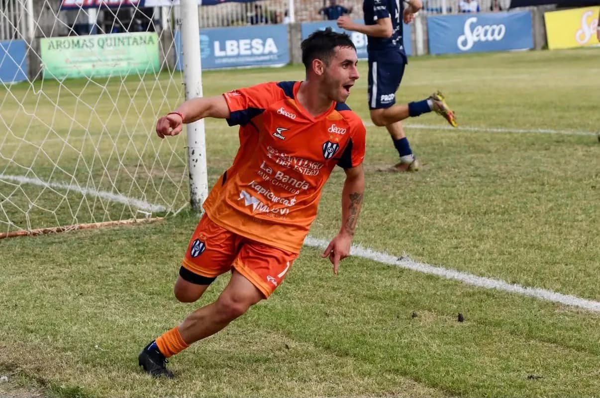 Sarmiento aplastó 3 a 0 a Atenas de Córdoba y sacó una importante ventaja en la ida