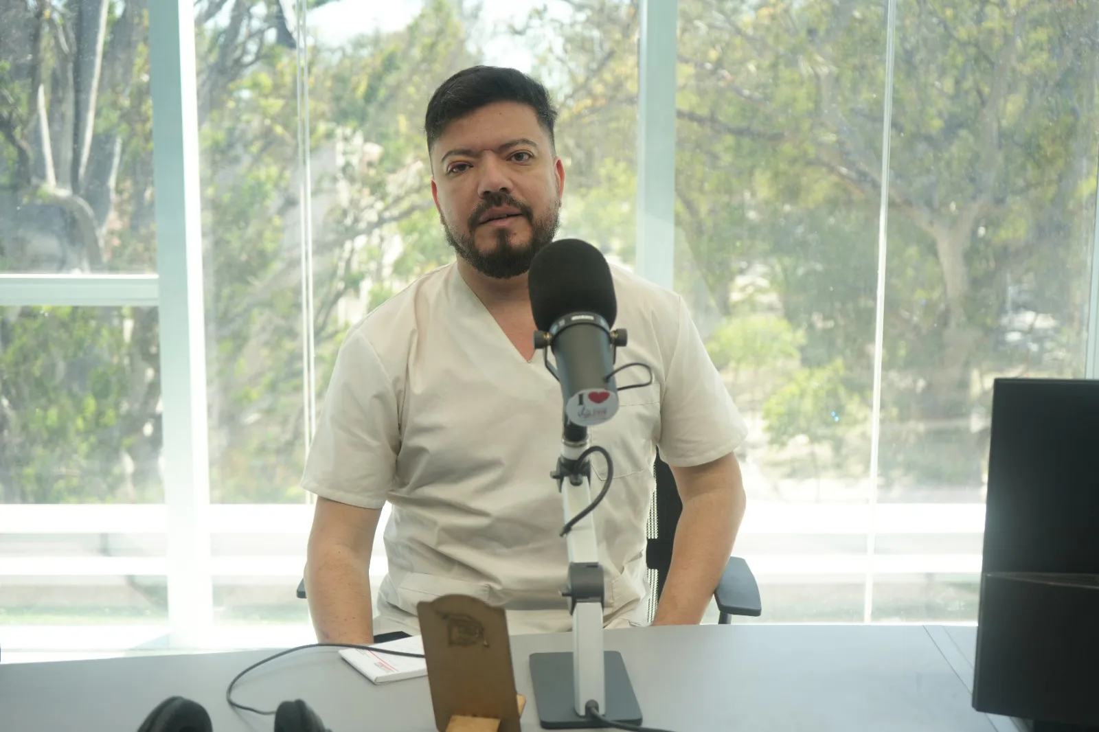 Néstor Medina explicó los desafíos de la salud mental y anunció nuevas actividades en la provincia