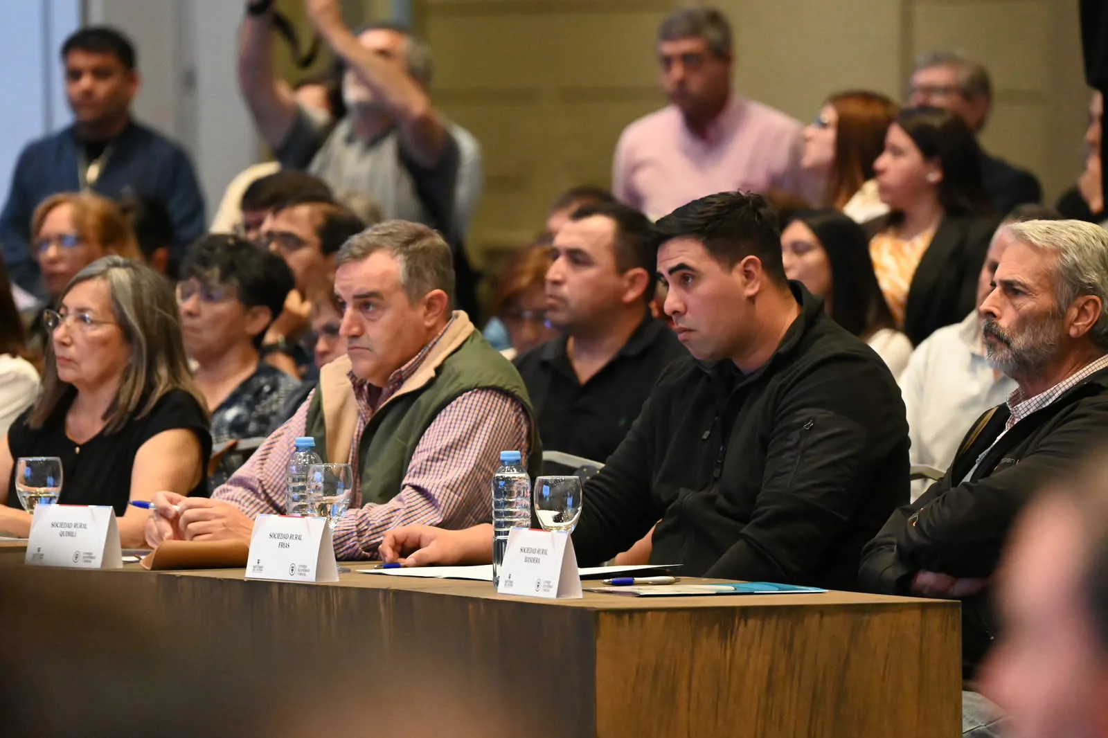José Manubens destacó el potencial ganadero y las obras anunciadas por Elías Suárez
