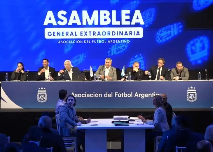 La AFA prepara un cambio histórico en el fútbol argentino: así sería el nuevo torneo