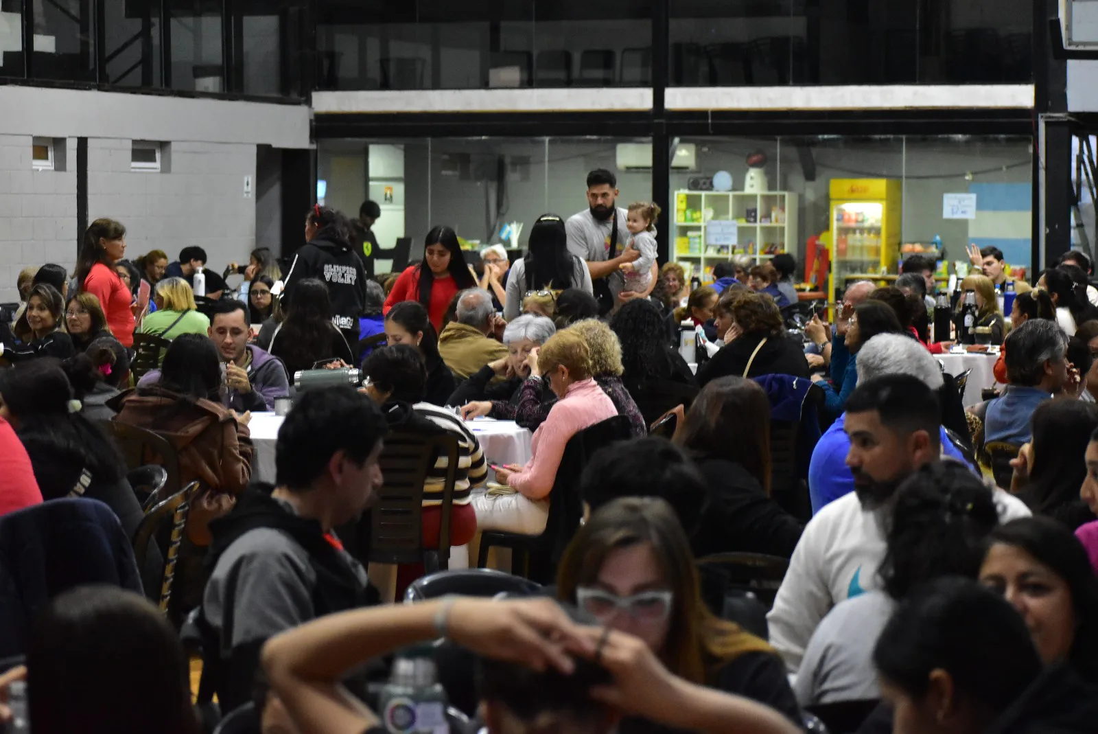 Olímpico prepara un bingo millonario con premios y diversión para toda la familia