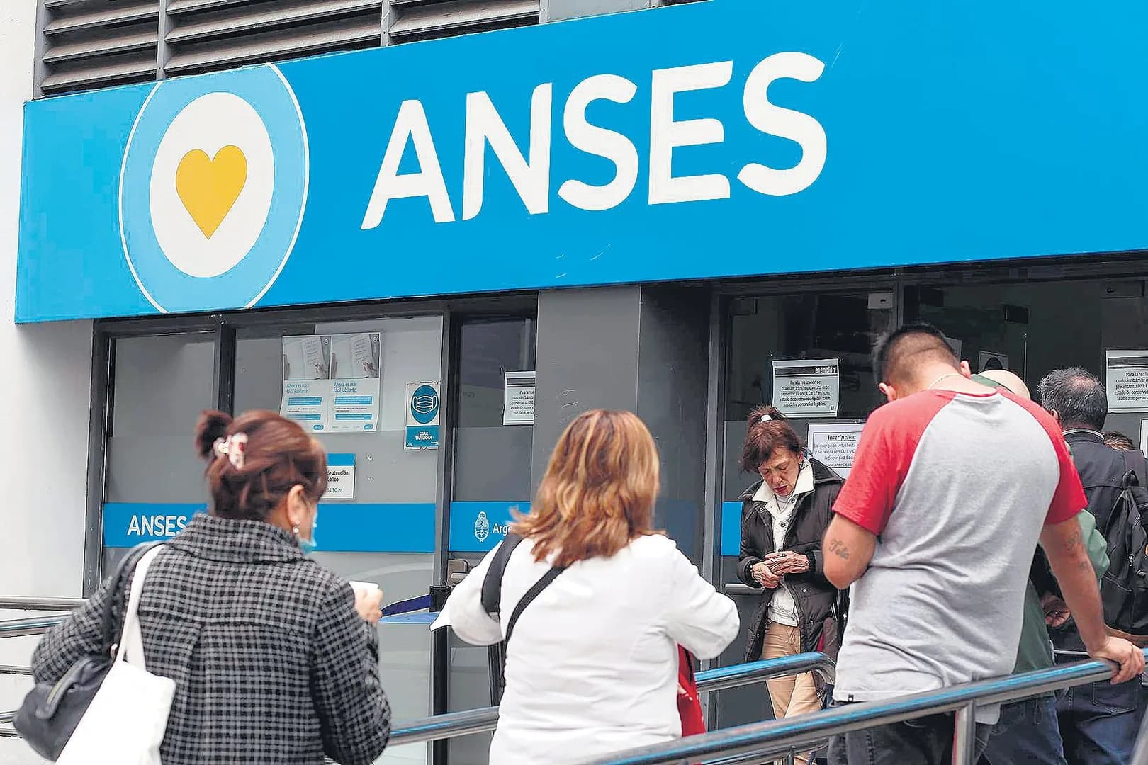 ANSES paga este jueves 29 de octubre: quiénes cobran según su DNI