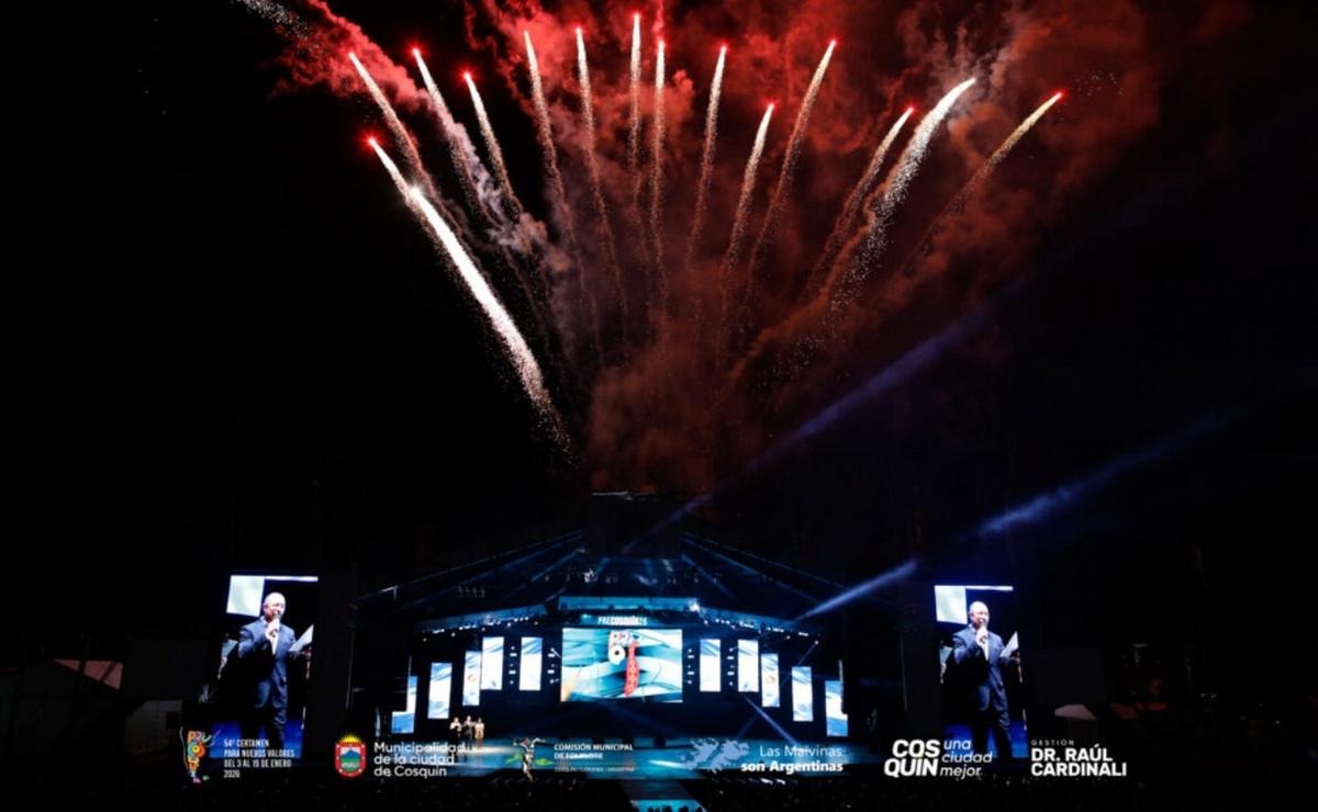 Cosquín se enciende en su segunda luna con Raly Barrionuevo, Nahuel Pennisi y grandes figuras