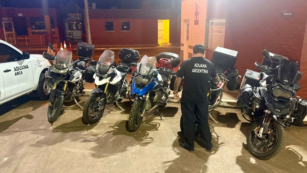 Aduana secuestró cinco motocicletas de lujo en Puerto Iguazú por contrabando