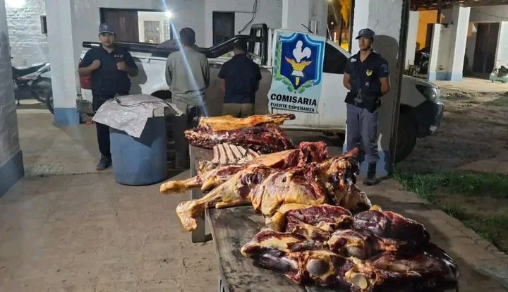 Secuestraron más de 100 kilos de carne faenada y detuvieron a dos hombres