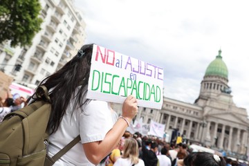 Javier Milei reglamentó, con cambios, la Ley de Emergencia en Discapacidad