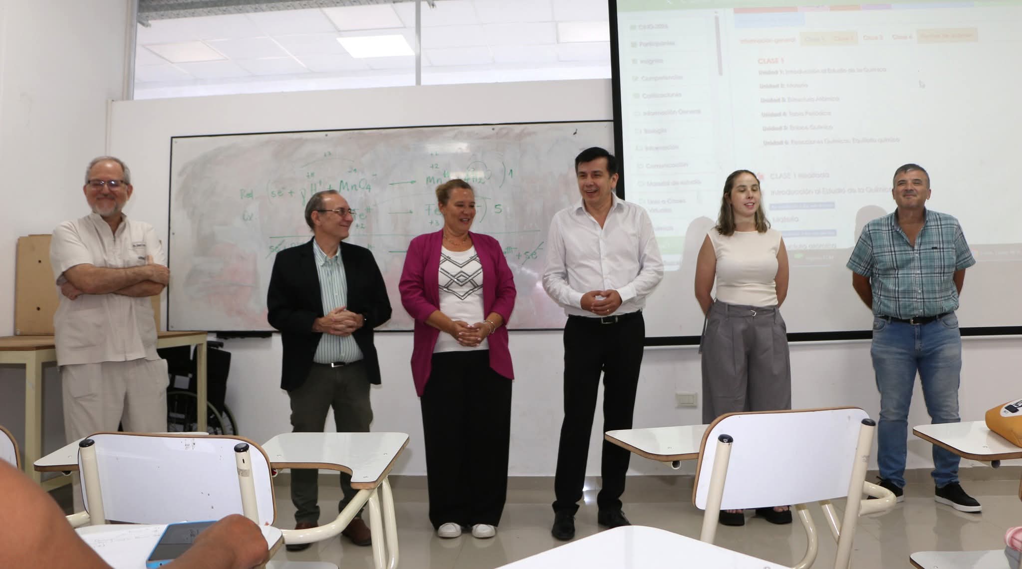 Autoridades de la UNSE dan la bienvenida a los aspirantes de Medicina 2026