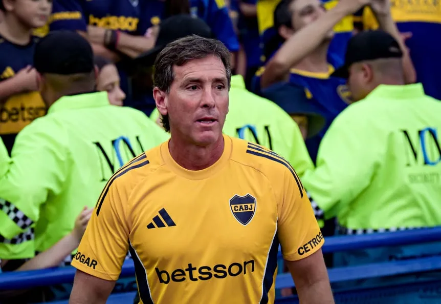 Bomba en Boca: Úbeda tiene un ultimátum y su futuro es incierto