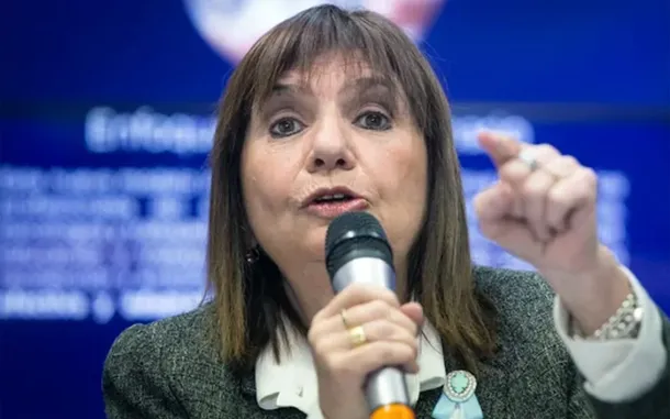 Bullrich defendió la reforma laboral: "Cambia de cuajo el modelo sindical argentino"