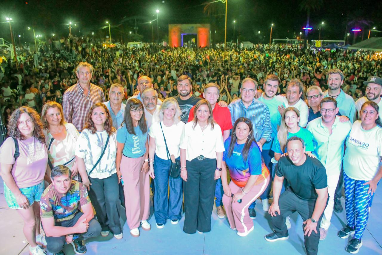 La intendente Fuentes destacó la participación de vecinos y emprendedores en el último domingo de "Santiago es tu Río"