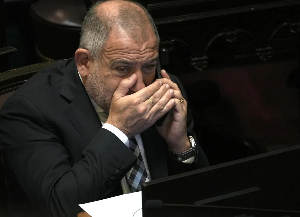 Nuevo pase: el senador Luis Juez se sumó a La Libertad Avanza