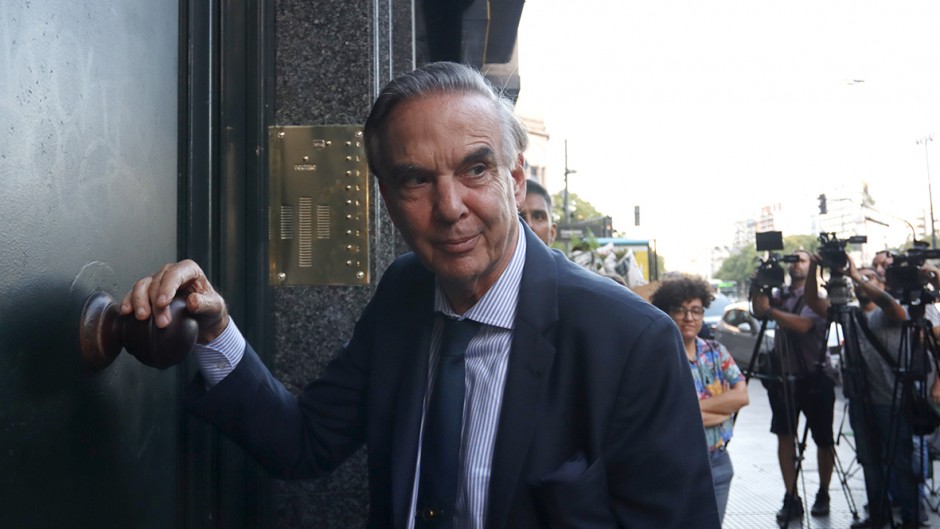 Miguel Ángel Pichetto reveló que le propuso a Cristina Kirchner armar un "frente nacional" contra Javier Milei