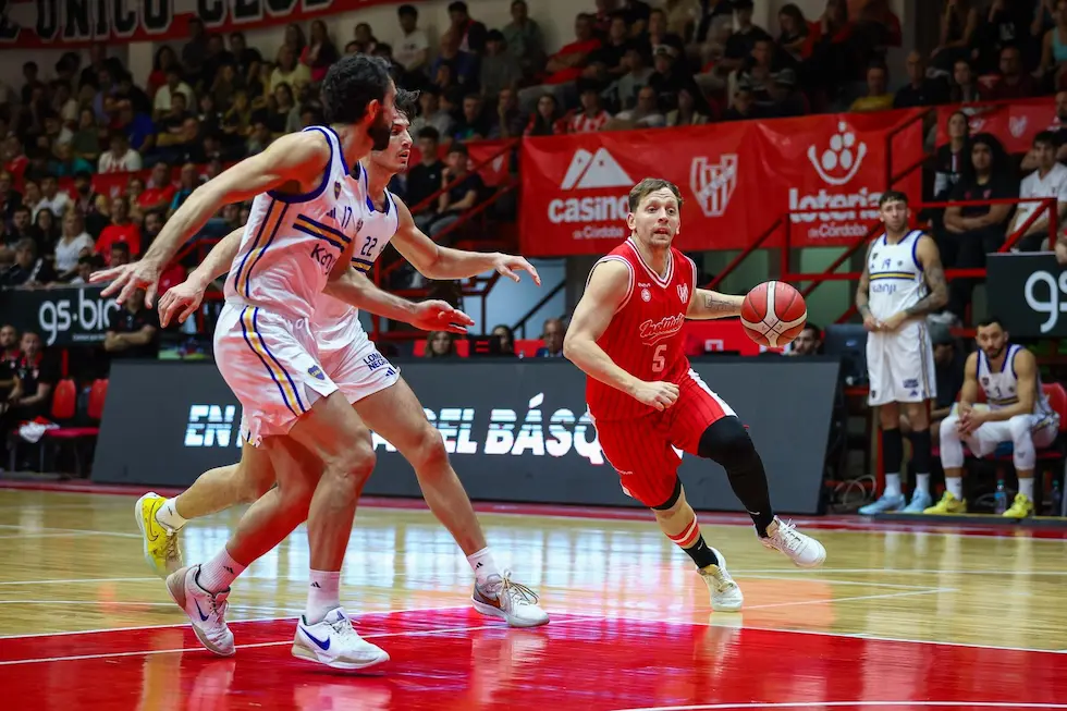 Boca e Instituto definen esta noche la Supercopa de la Liga Nacional