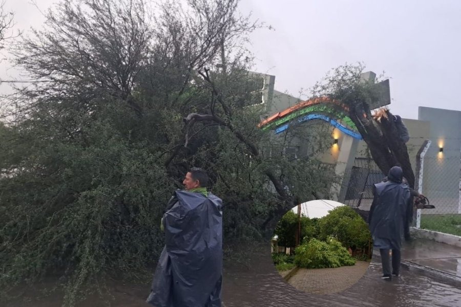 El fuerte temporal causó inundaciones y derrumbes en Las Termas