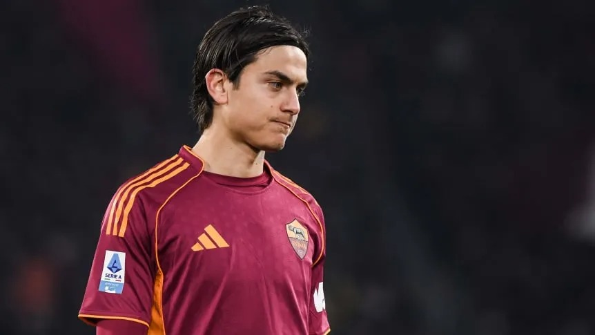 Mientras Boca lo espera, Paulo Dybala fue operado en Roma: cuánto tiene de recuperación