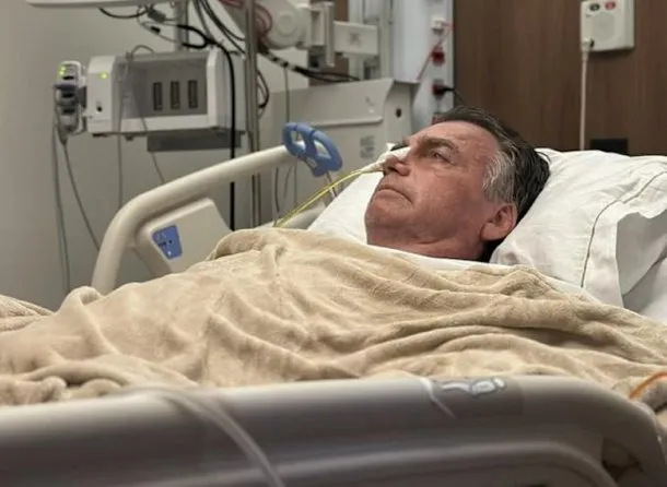 Trasladaron a Jair Bolsonaro a un hospital desde la cárcel