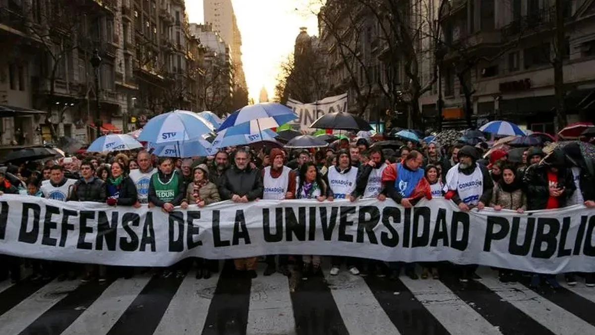 Universidades en alerta: exigen al Gobierno el llamado urgente a paritarias